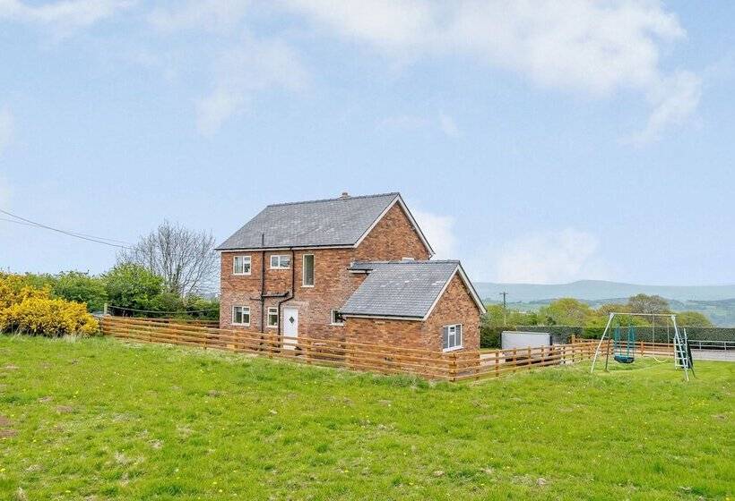 Pen Y Gaer