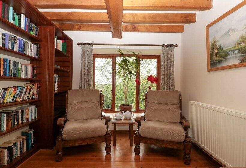 Shells Cottage