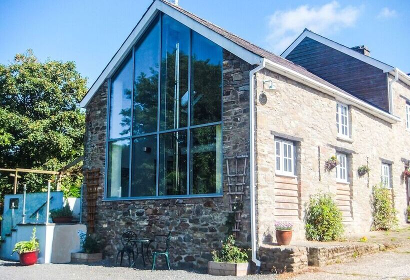 The Barn At Glanoer
