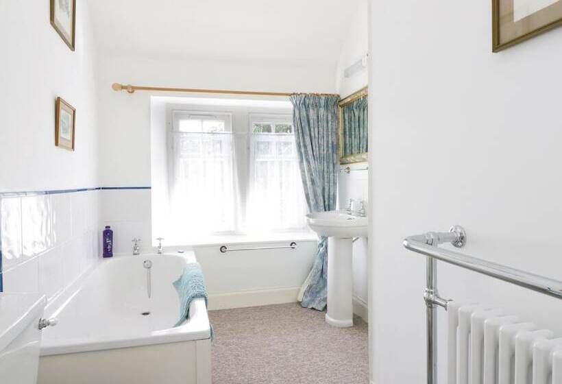 Bannatyne Lodge