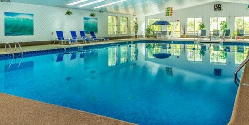 Cottages At The Even Tide Resort