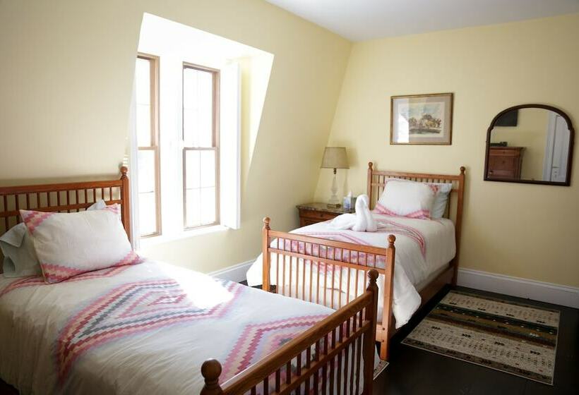 فندق Brinckerhoff Inn