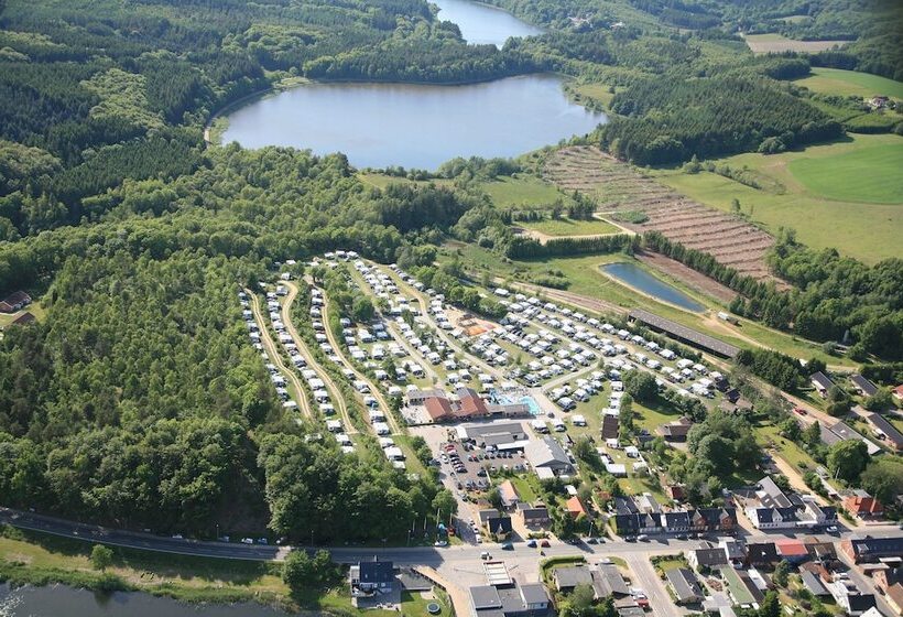 בית מלון כפרי Bryrup Camping