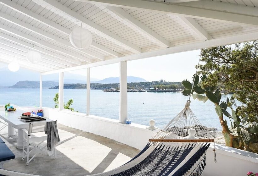 هتل Casa Limnionari Beach House