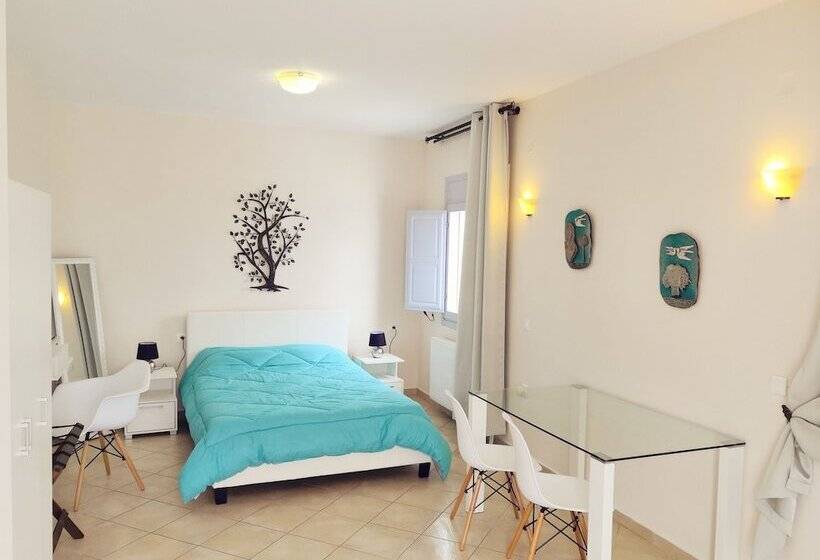 Pension (Hôtel basse catégorie) Artemisia Apartment