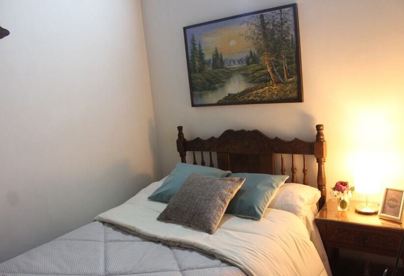 پانسیون Casa De Hospedaje Vivaio