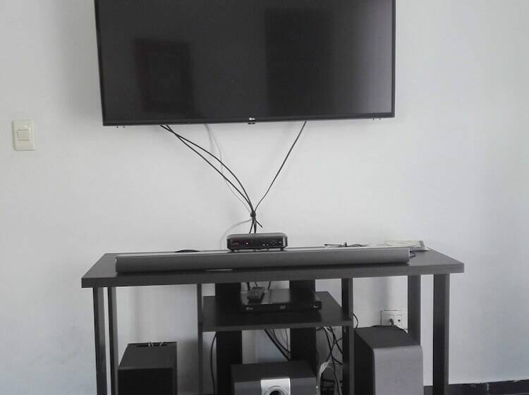 پانسیون Espectacular Chalet Con Piscina