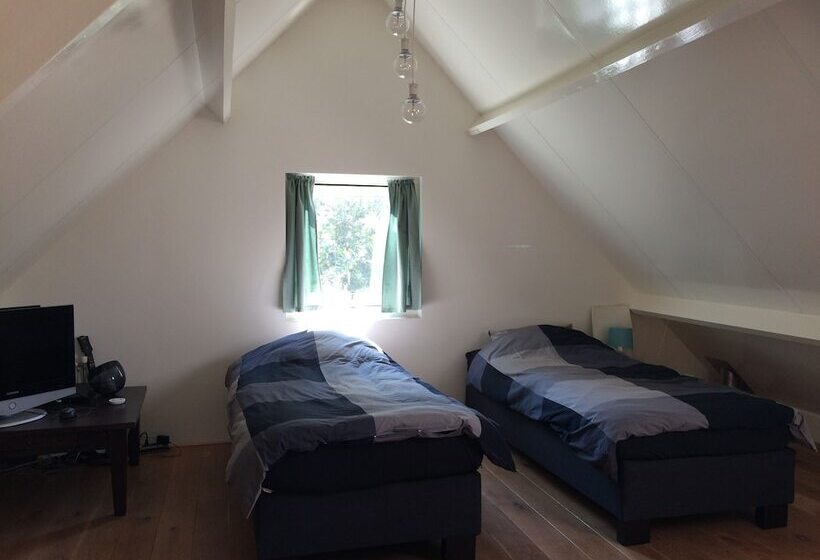 پانسیون Green Garden House