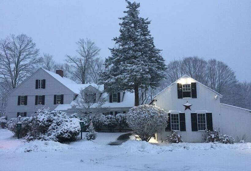 بنسيون Spring Hill Inn