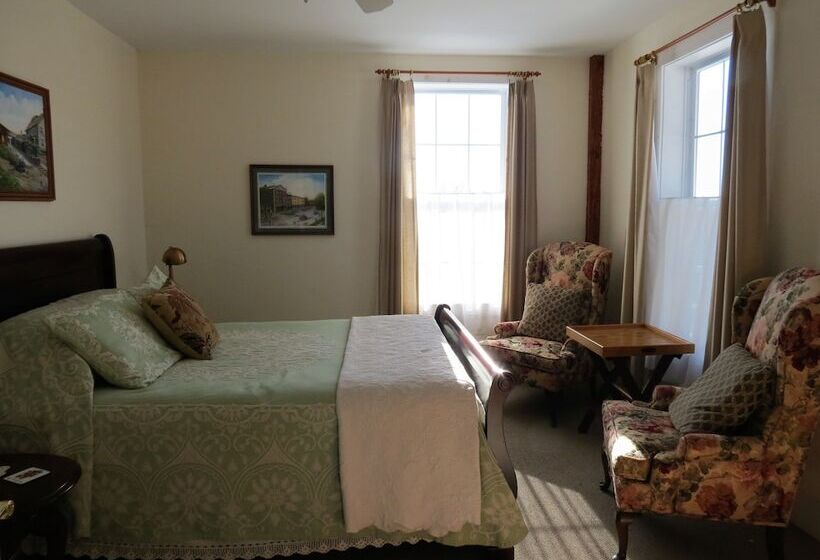 ベッドアンドブレックファースト The Rosemont Inn