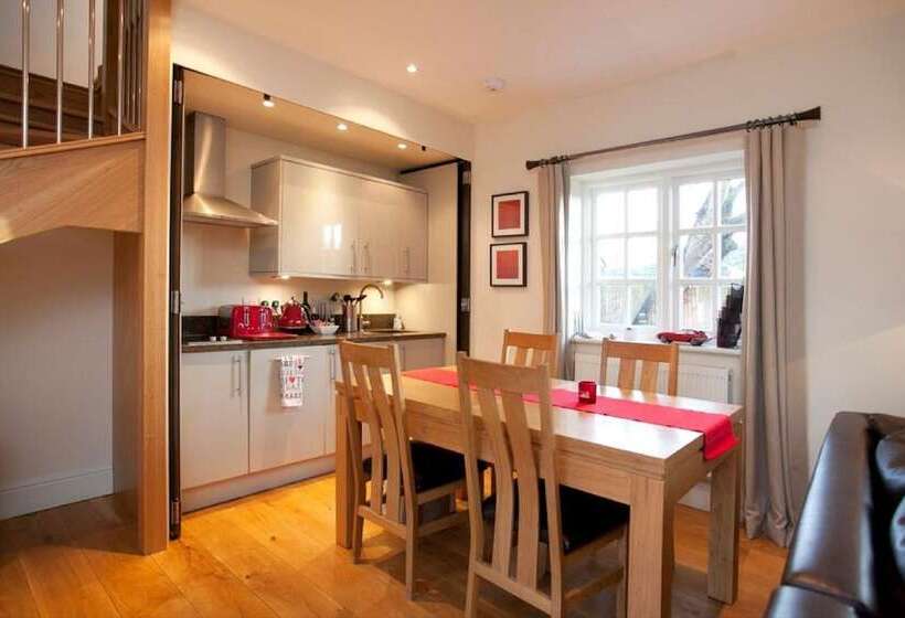 فندق Dbs Serviced Apartments   The Delven