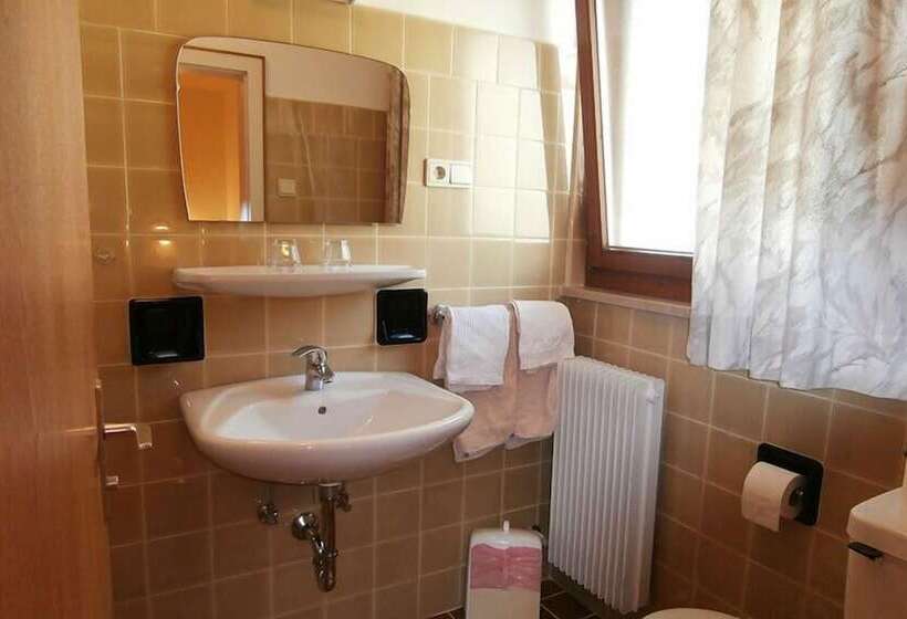 בית מלון כפרי Garni Sunnwies