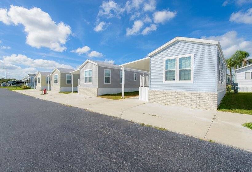 ホテル Grove Ridge Rv Resort
