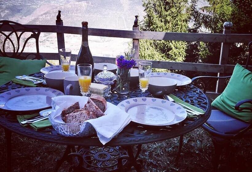 호텔 Loyehill Chalet. Swiss Alps Escape