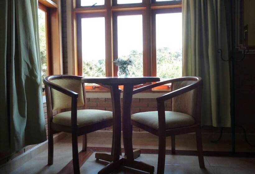 ホテル Pousada La Villa Del Valle