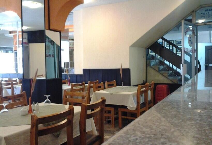 هتل Riobamba Inn
