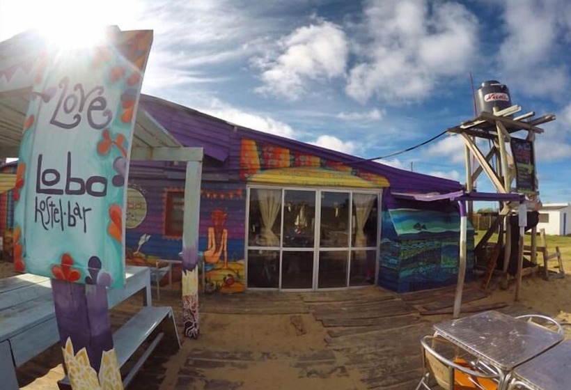 Lobo Hostel Bar