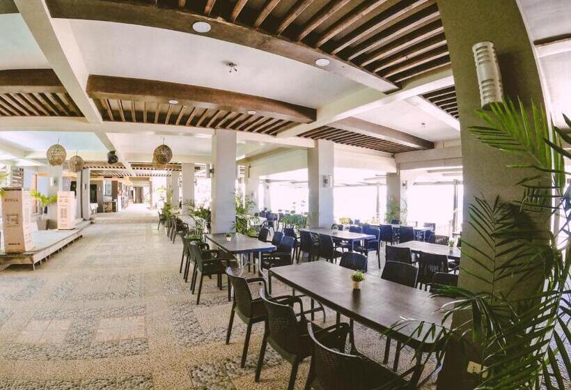 فندق Miami Heat Beach Resort