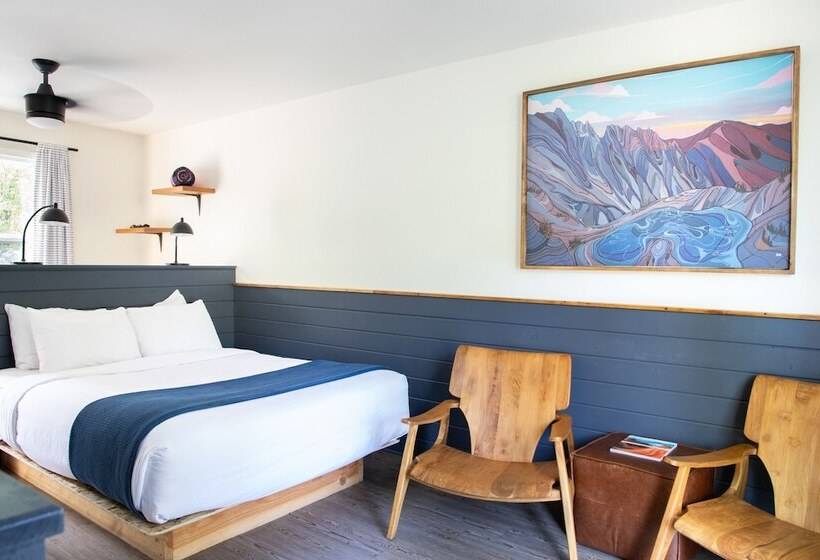 مُتل Loge Leavenworth Riverside