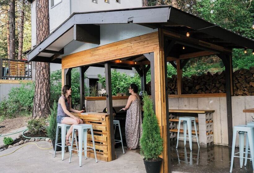 مُتل Loge Leavenworth Riverside
