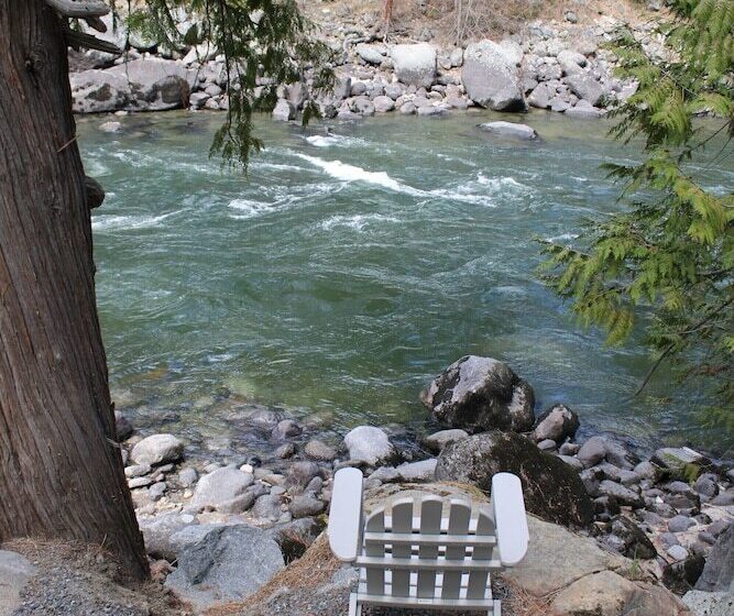 مُتل Loge Leavenworth Riverside