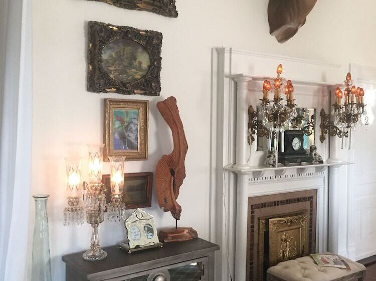 פנסיון John Thomas Bed And Bath