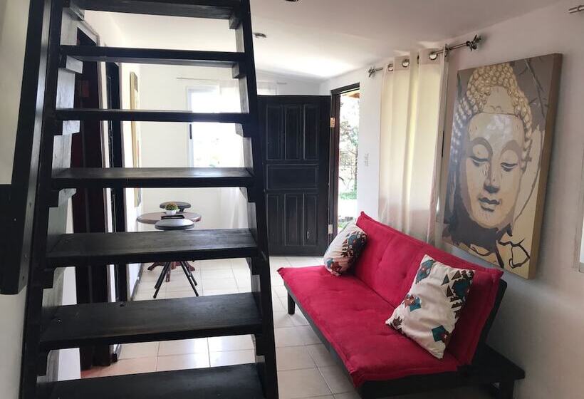 צימר La Petite Maison Cabañas & Hostal