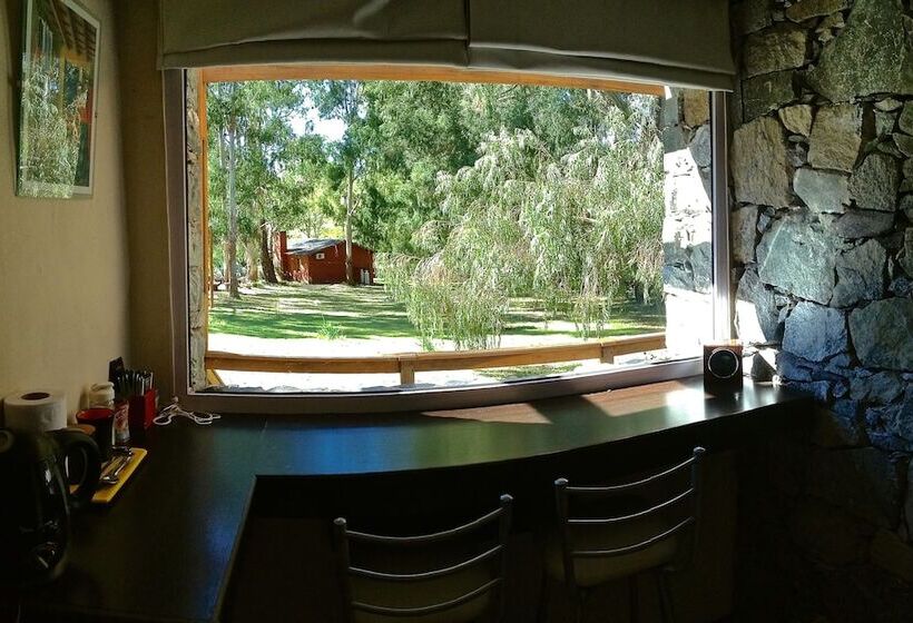 تختخواب و صبحانه Posada Del Viento