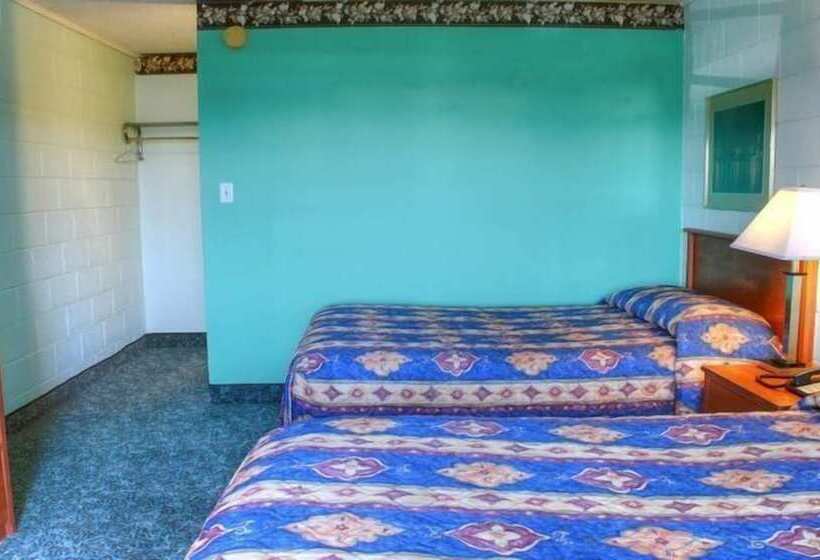 Country Host Motel