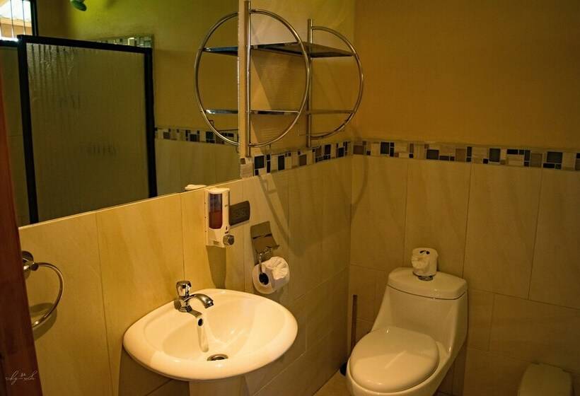 فندق فئة نجمة واحدة Essence Arenal Spa & Yoga