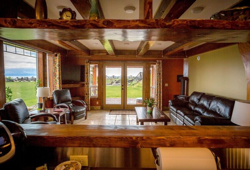 هتل Baycrest Lodge