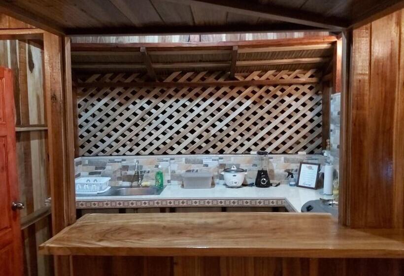 هتل Bungalows Aché Cahuita