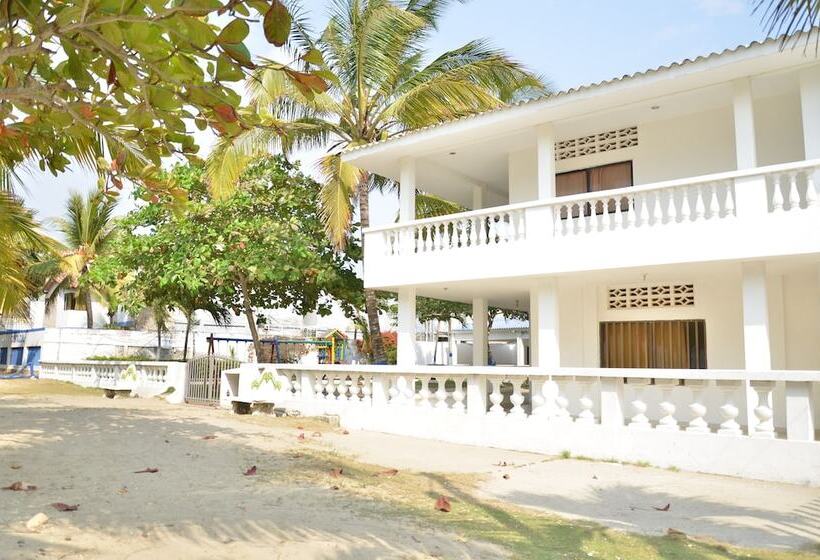 هتل Cabañas Venecia