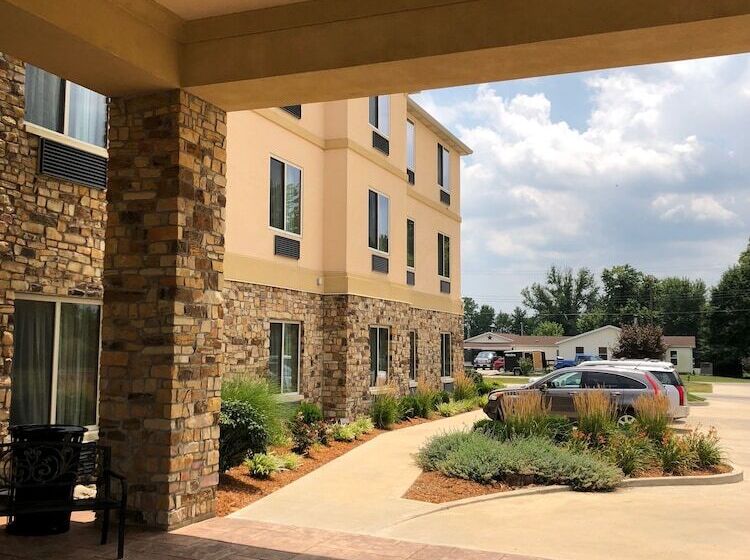 酒店 Country View Inn & Suites
