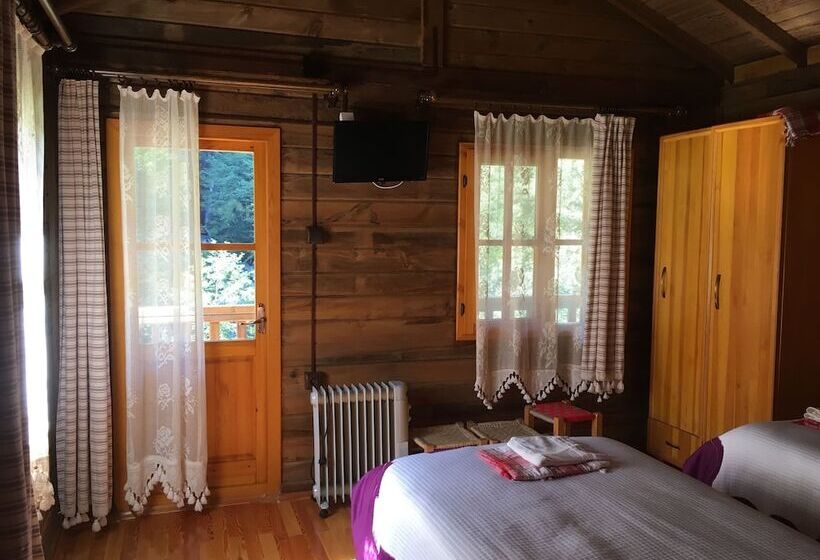 هتل Mencuna Konaklari