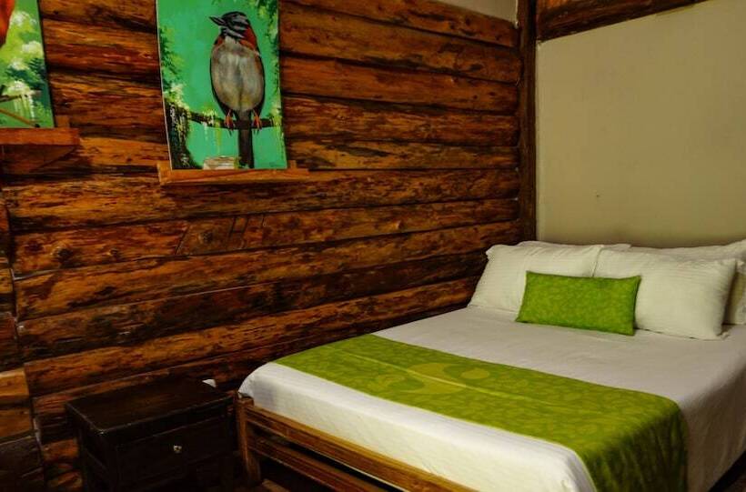 هتل Termales San Vicente