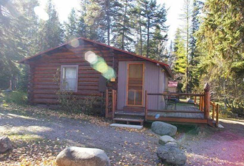 Lake Five Resort