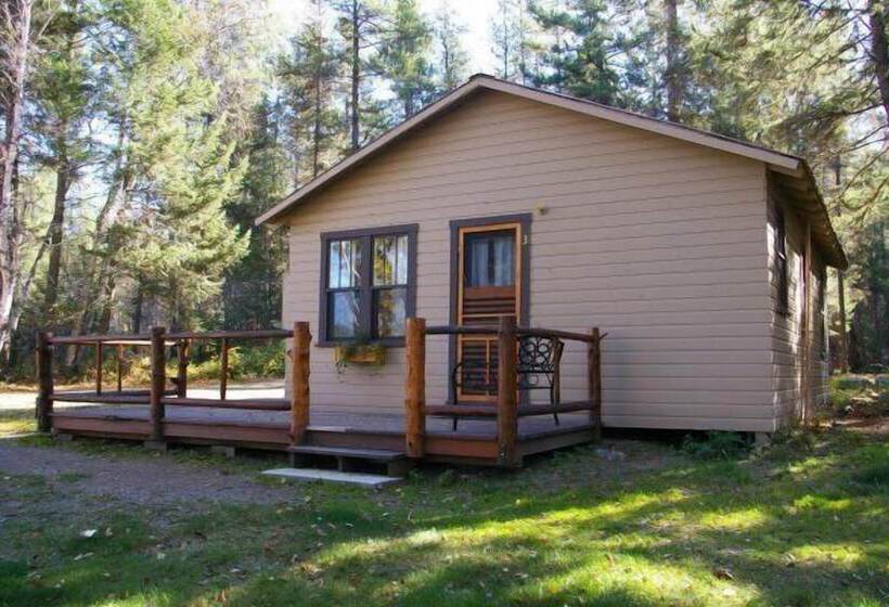 Lake Five Resort