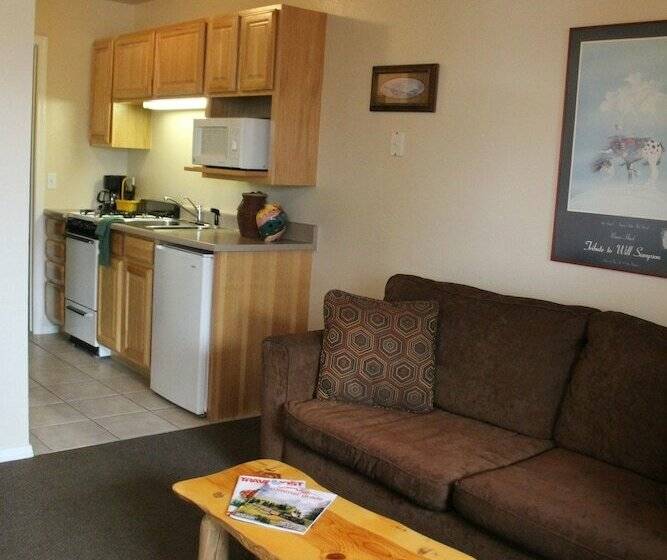 모텔 Mountain Landing Suites & Rv Park