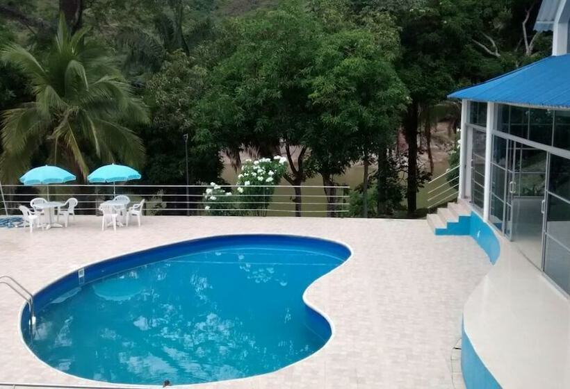 פנסיון Casa Cristal Floresta