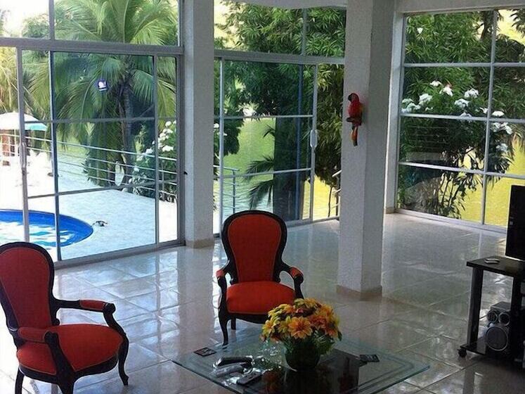 פנסיון Casa Cristal Floresta