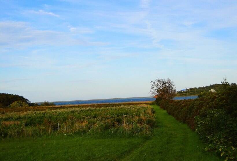 Blue Crest Cottages