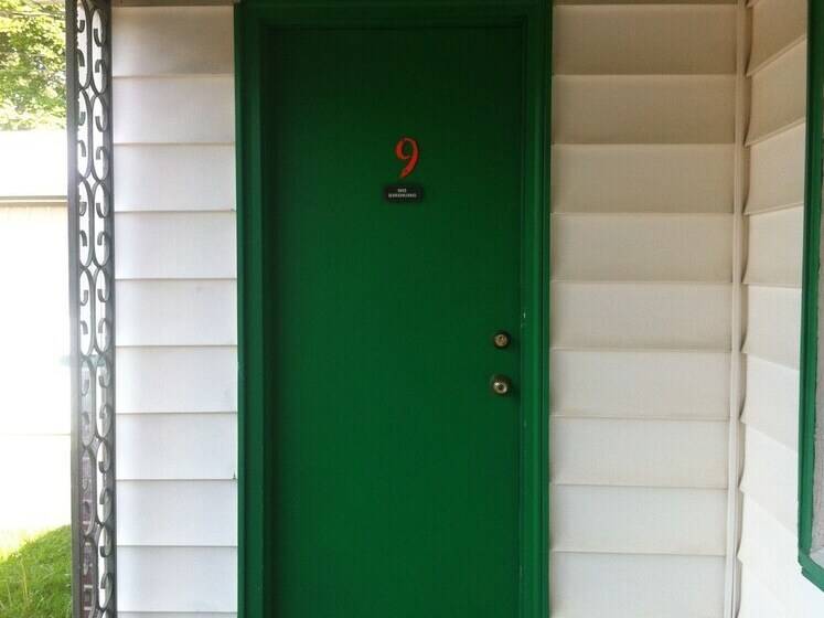 Green Crest Motel