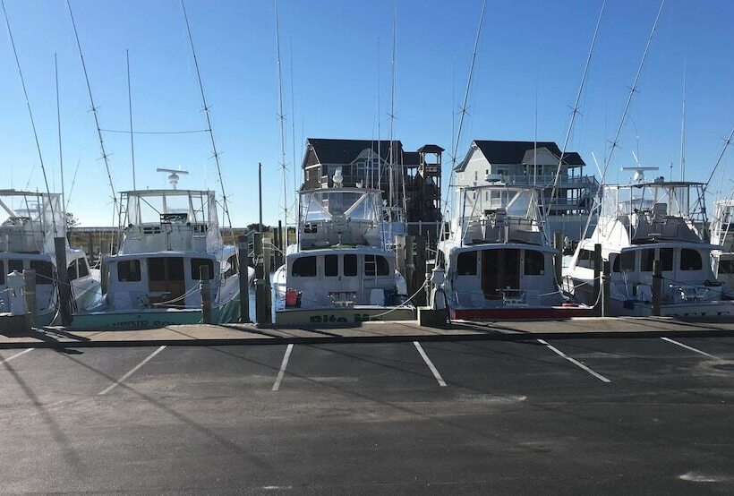 モーテル Hatteras Harbor Marina