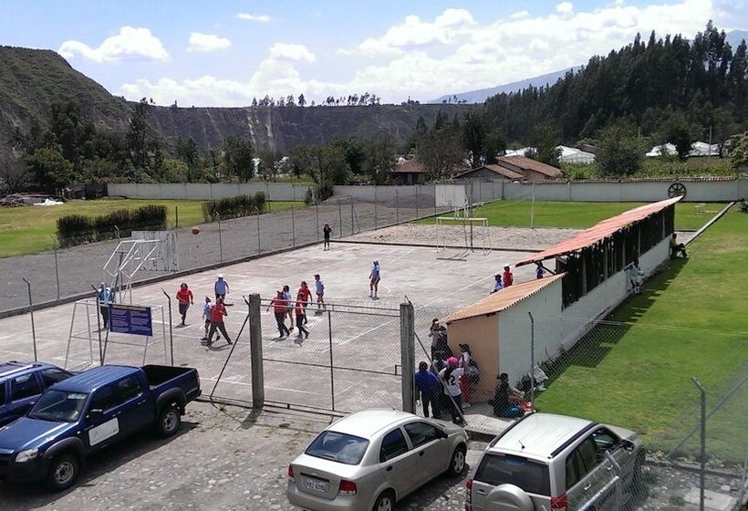 مسافرخانه Hosteria El Surillal