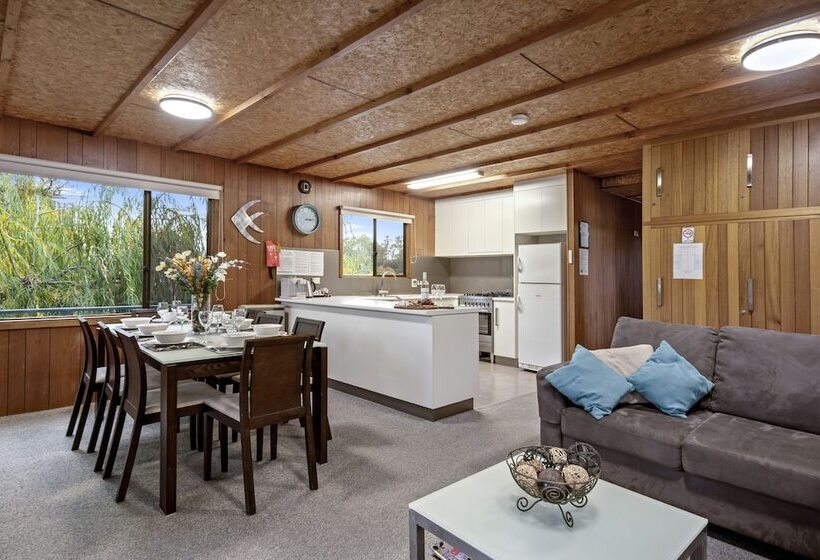 בית מלון כפרי Renmark River Villas And Boats & Bedzzz