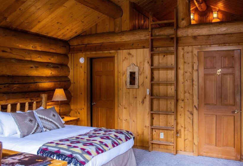 فندق Lone Mountain Ranch