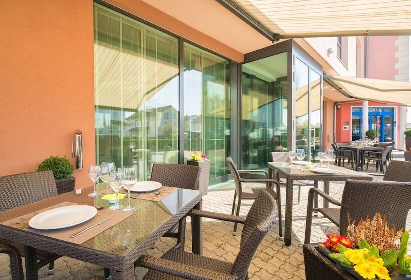 ホテル Meridian   Landshut