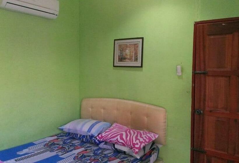 هتل Pangkor Inn Chalet