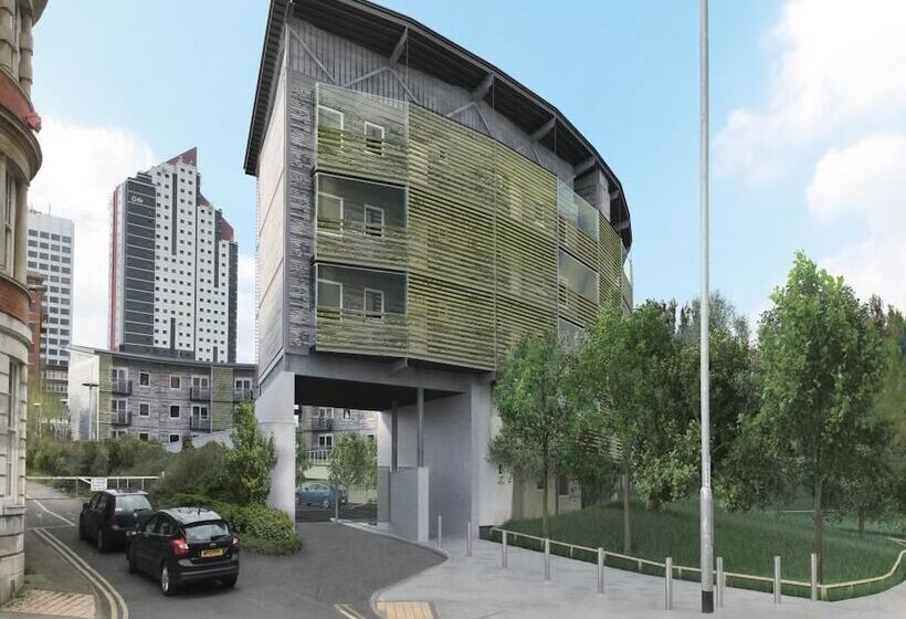 هتل Starlite Serviced Apartments